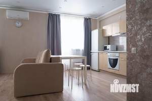 1-к квартира, посуточно, 40м2, 1/1 этаж