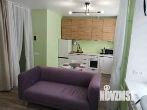 Студия квартира, посуточно, 30м2, 1/5 этаж