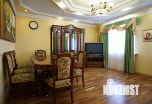 3-к квартира, посуточно, 84м2, 1/1 этаж