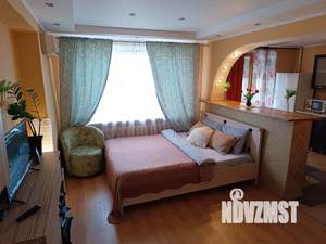 Студия квартира, посуточно, 32м2, 2/9 этаж