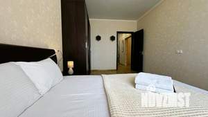 1-к квартира, посуточно, 62м2, 1/1 этаж