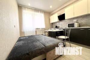 1-к квартира, посуточно, 44м2, 10/22 этаж