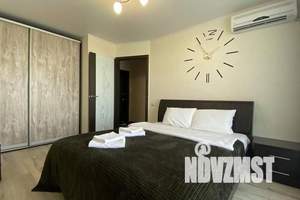 1-к квартира, посуточно, 32м2, 3/3 этаж