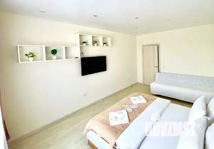 1-к квартира, посуточно, 40м2, 8/16 этаж