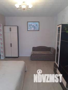 1-к квартира, посуточно, 37м2, 1/10 этаж