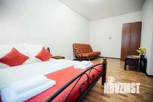 1-к квартира, посуточно, 44м2, 1/1 этаж