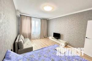 1-к квартира, посуточно, 40м2, 12/20 этаж