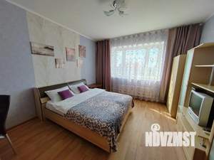 2-к квартира, посуточно, 62м2, 1/1 этаж
