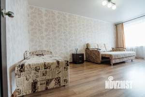2-к квартира, посуточно, 44м2, 1/1 этаж