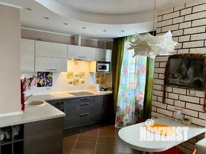 Студия квартира, посуточно, 42м2, 12/18 этаж