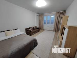 1-к квартира, посуточно, 40м2, 18/20 этаж