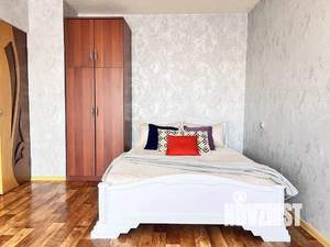 1-к квартира, посуточно, 37м2, 1/1 этаж