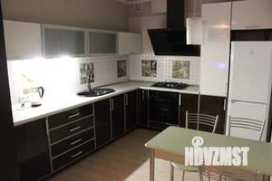 1-к квартира, посуточно, 45м2, 3/3 этаж