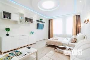 1-к квартира, посуточно, 46м2, 10/12 этаж