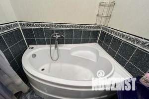 1-к квартира, посуточно, 50м2, 6/9 этаж