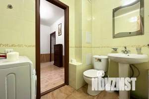 1-к квартира, посуточно, 42м2, 6/9 этаж