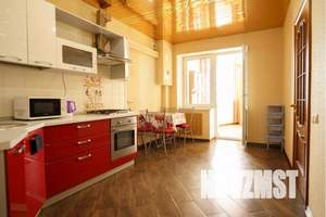 1-к квартира, посуточно, 50м2, 7/8 этаж