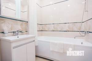 1-к квартира, посуточно, 46м2, 1/1 этаж