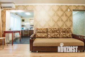 2-к квартира, посуточно, 56м2, 1/1 этаж