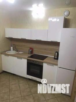 1-к квартира, посуточно, 39м2, 1/1 этаж