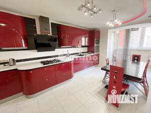 4-к квартира, на длительный срок, 170м2, 3/6 этаж