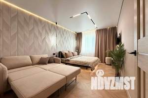 1-к квартира, посуточно, 43м2, 6/9 этаж