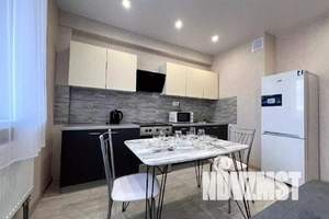 1-к квартира, посуточно, 44м2, 10/22 этаж