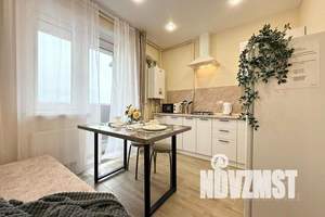 1-к квартира, посуточно, 44м2, 8/9 этаж