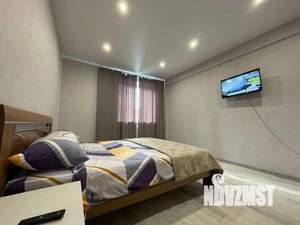 1-к квартира, посуточно, 43м2, 1/1 этаж