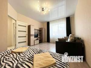 1-к квартира, посуточно, 36м2, 1/1 этаж