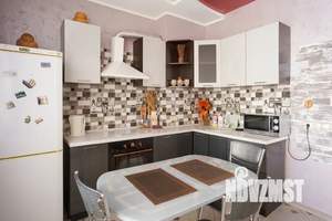 Студия квартира, посуточно, 47м2, 2/13 этаж