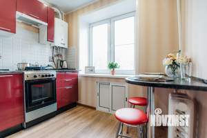 2-к квартира, посуточно, 44м2, 1/1 этаж