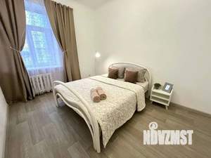 2-к квартира, посуточно, 52м2, 1/1 этаж