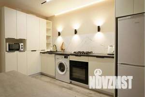 2-к квартира, посуточно, 47м2, 3/8 этаж