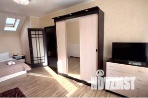 1-к квартира, посуточно, 42м2, 4/4 этаж