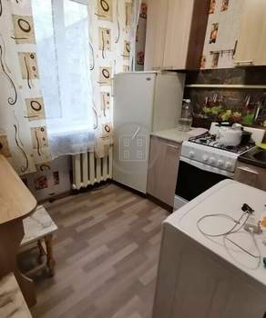 2-к квартира, вторичка, 43м2, 1/5 этаж