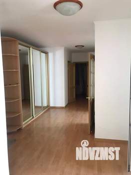 3-к квартира, вторичка, 126м2, 2/6 этаж