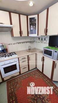 3-к квартира, вторичка, 61м2, 1/5 этаж