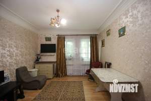 2-к квартира, вторичка, 42м2, 1/2 этаж