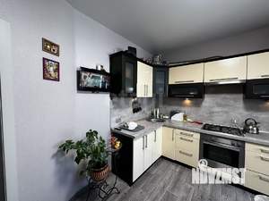 2-к квартира, вторичка, 70м2, 1/9 этаж