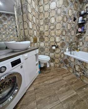 2-к квартира, вторичка, 61м2, 2/15 этаж