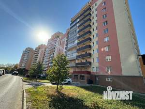 2-к квартира, вторичка, 67м2, 1/13 этаж