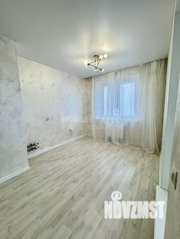 2-к квартира, вторичка, 63м2, 8/19 этаж
