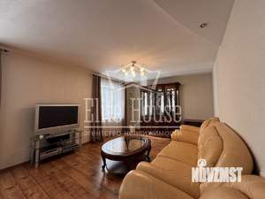 2-к квартира, вторичка, 148м2, 3/5 этаж