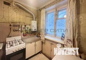 2-к квартира, вторичка, 42м2, 1/5 этаж