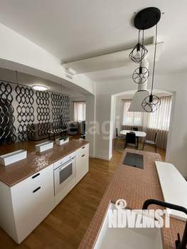 2-к квартира, вторичка, 63м2, 1/17 этаж