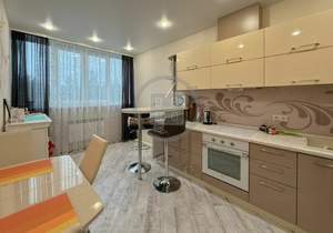 2-к квартира, вторичка, 67м2, 4/17 этаж