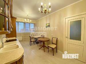 2-к квартира, вторичка, 56м2, 9/16 этаж