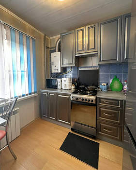 2-к квартира, вторичка, 43м2, 3/5 этаж