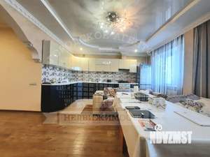 3-к квартира, вторичка, 108м2, 7/9 этаж